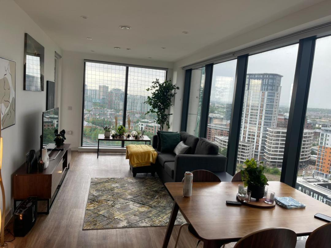 Luxury 2 Bedroom En-Suite Apartment Balcony Views Μάντσεστερ Εξωτερικό φωτογραφία